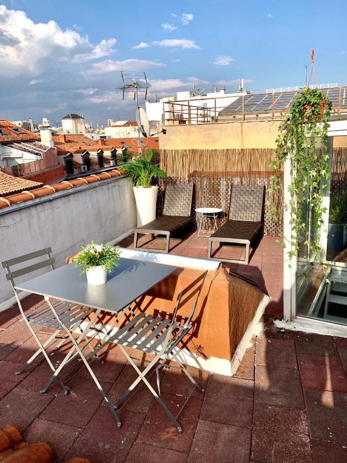 Apartamentos Puerta Del Sol Madrid Exterior photo